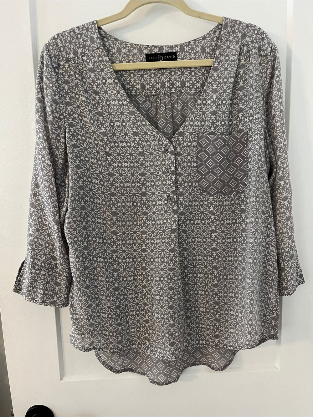Fred David Gray Patterned V-Neck Tunic Blouse
